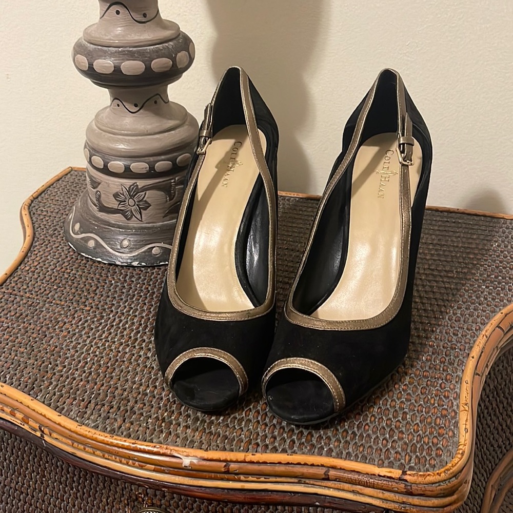 Cole Haan Black And Gold Peep Toe.
